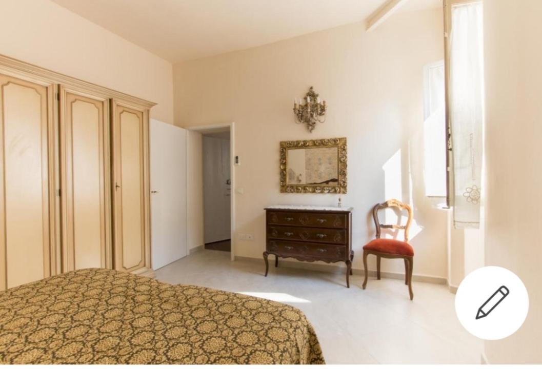Historical Apartments By Seaside Viareggio Exterior photo