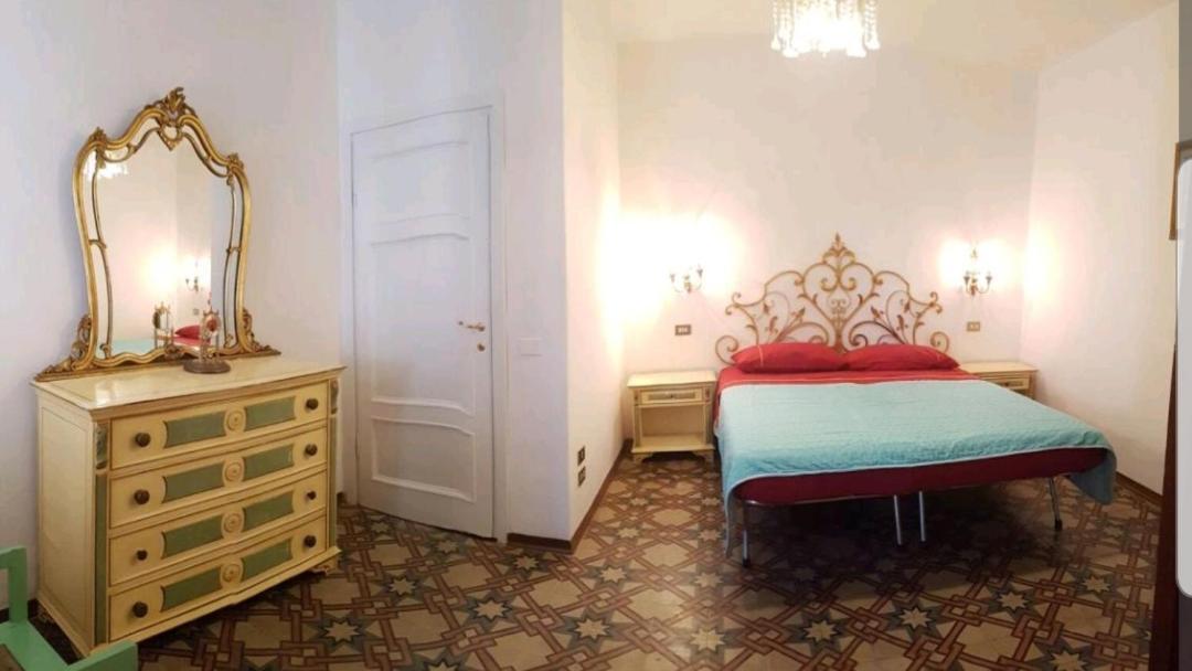 Historical Apartments By Seaside Viareggio Exterior photo